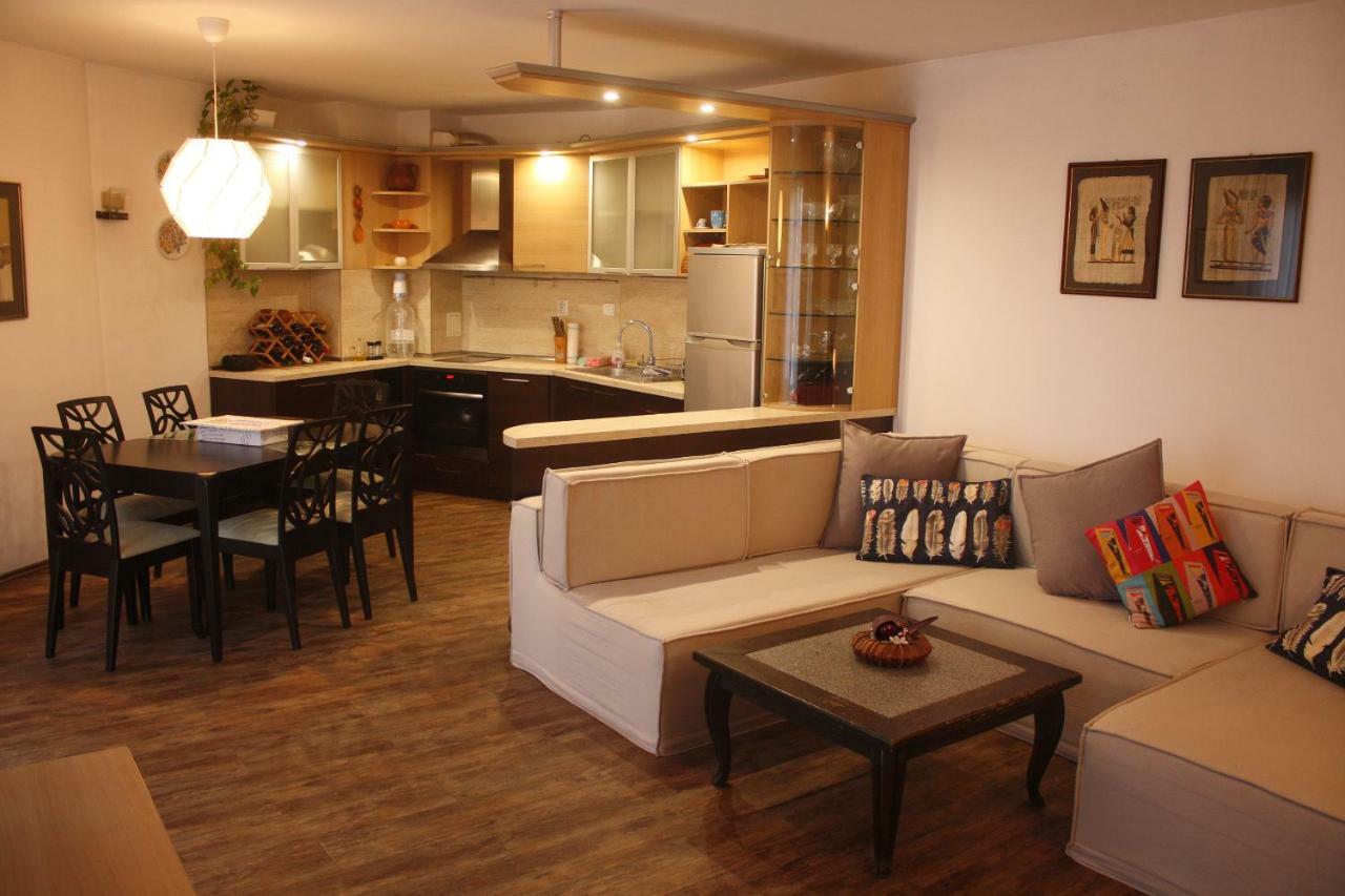 Central Square Apartment Plowdiw Exterior foto